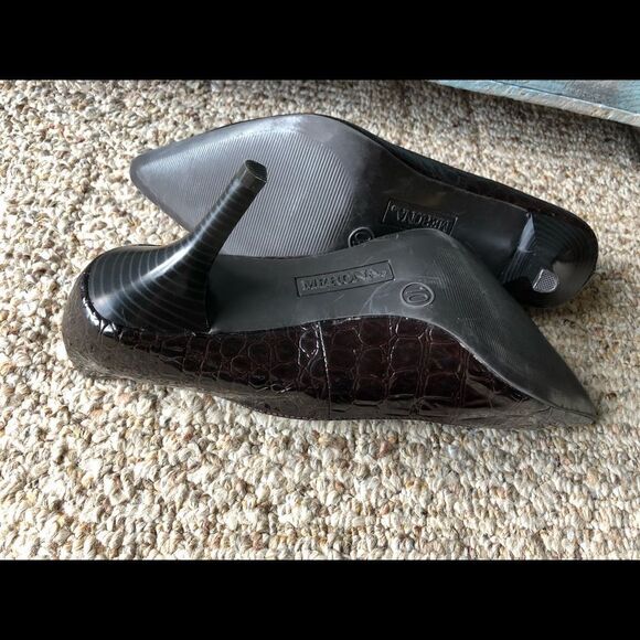 Beautiful heels by Merona in size 10. - Picture 4 of 4